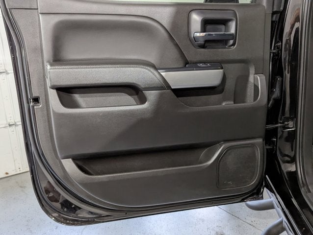 2018 Chevrolet Silverado 1500 5.3L 8 Cyl Z71 4WD Crew Cab 143.5" LT w/2LT