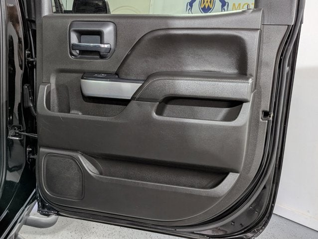 2018 Chevrolet Silverado 1500 5.3L 8 Cyl Z71 4WD Crew Cab 143.5" LT w/2LT