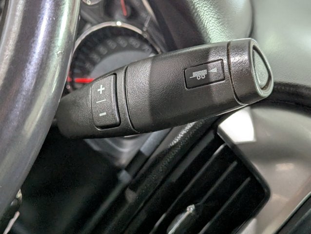 2018 Chevrolet Silverado 1500 5.3L 8 Cyl Z71 4WD Crew Cab 143.5" LT w/2LT