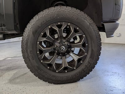 2018 Chevrolet Silverado 1500 5.3L 8 Cyl Z71 4WD Crew Cab 143.5" LT w/2LT