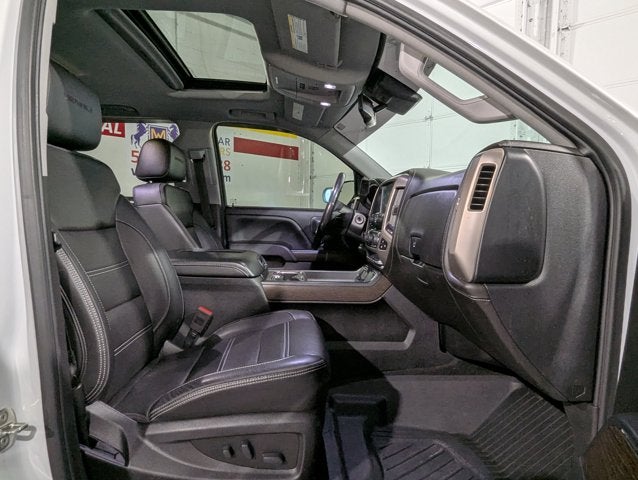 2018 GMC Sierra 1500 4WD Crew Cab 143.5" Denali