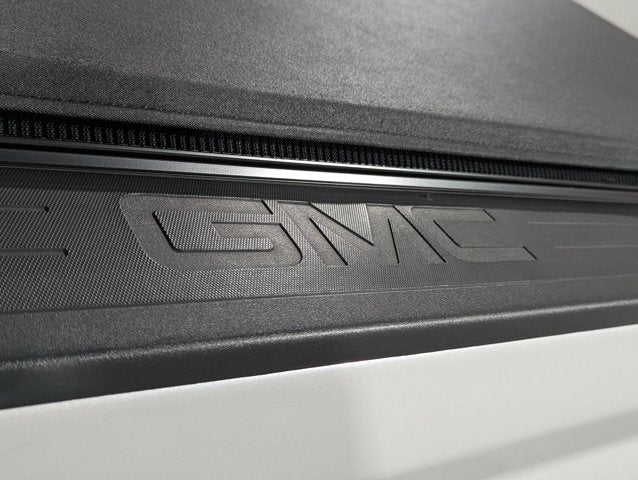 2018 GMC Sierra 1500 4WD Crew Cab 143.5" Denali