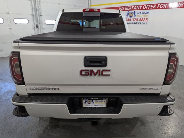 2018 GMC Sierra 1500 4WD Crew Cab 143.5" Denali