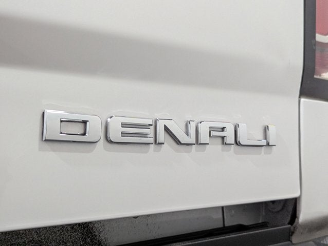 2018 GMC Sierra 1500 4WD Crew Cab 143.5" Denali