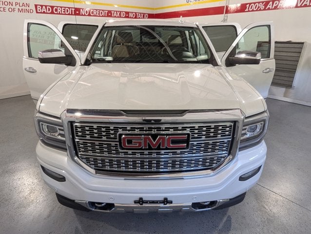 2017 GMC Sierra 1500 6.2L 8 Cyl 4WD Crew Cab 143.5" Denali