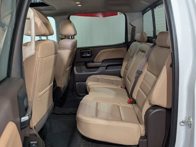 2017 GMC Sierra 1500 6.2L 8 Cyl 4WD Crew Cab 143.5" Denali