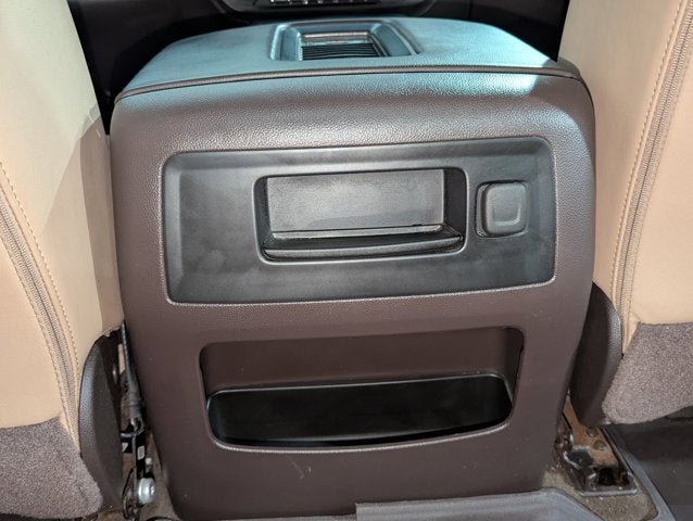 2017 GMC Sierra 1500 6.2L 8 Cyl 4WD Crew Cab 143.5" Denali