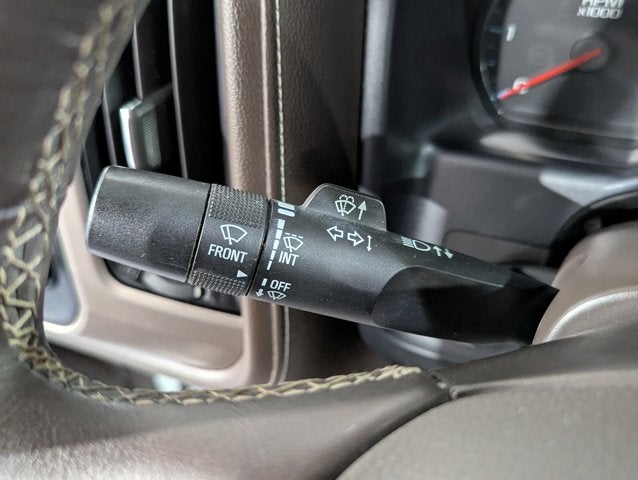 2017 GMC Sierra 1500 6.2L 8 Cyl 4WD Crew Cab 143.5" Denali