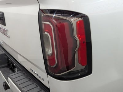 2017 GMC Sierra 1500 6.2L 8 Cyl 4WD Crew Cab 143.5" Denali