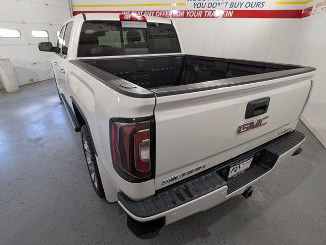 2017 GMC Sierra 1500 6.2L 8 Cyl 4WD Crew Cab 143.5" Denali