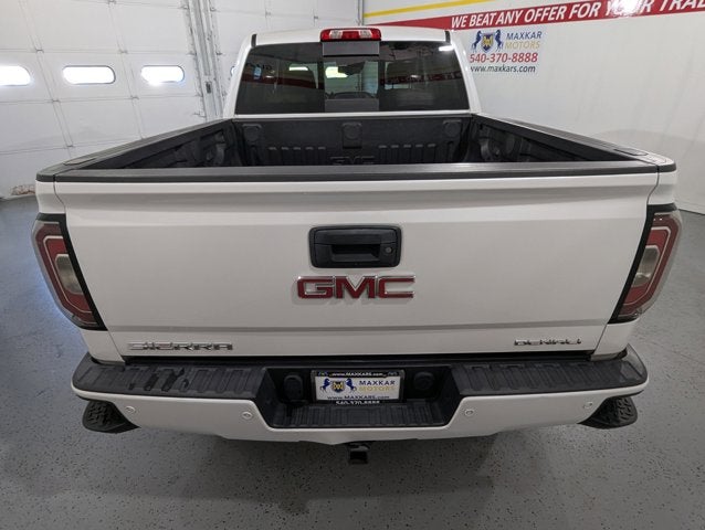 2017 GMC Sierra 1500 6.2L 8 Cyl 4WD Crew Cab 143.5" Denali