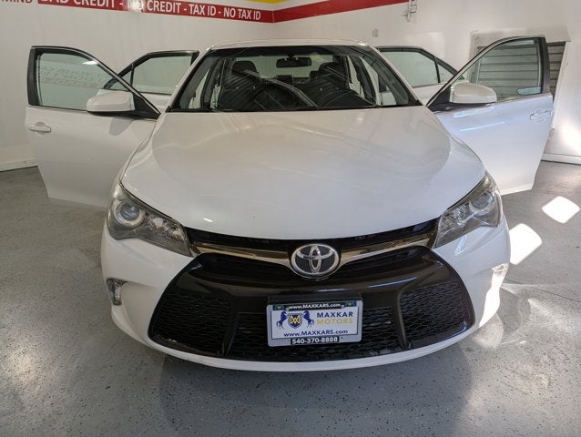 2016 Toyota Camry SE w/Special Edition Pkg