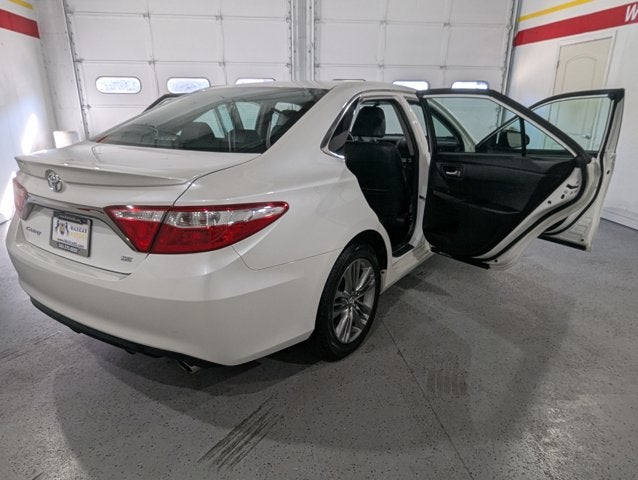 2016 Toyota Camry SE w/Special Edition Pkg