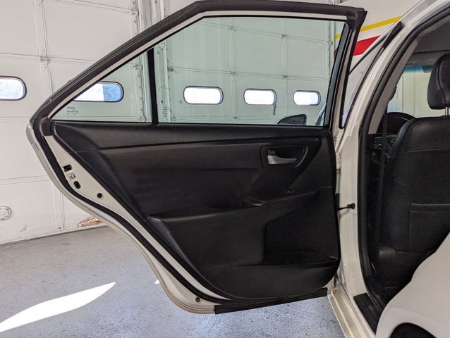 2016 Toyota Camry SE w/Special Edition Pkg