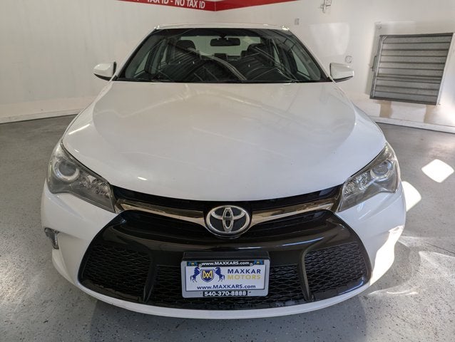 2016 Toyota Camry SE w/Special Edition Pkg