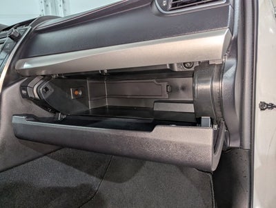 2016 Toyota Camry SE w/Special Edition Pkg