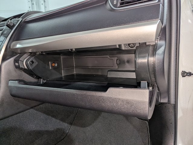 2016 Toyota Camry SE w/Special Edition Pkg