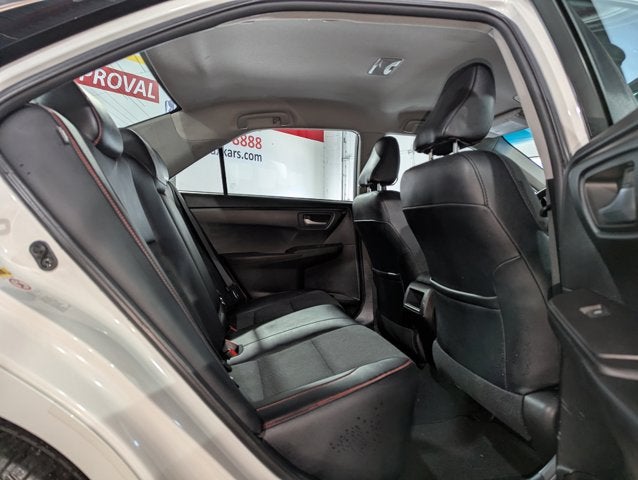 2016 Toyota Camry SE w/Special Edition Pkg