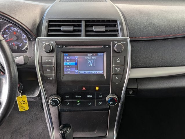 2016 Toyota Camry SE w/Special Edition Pkg