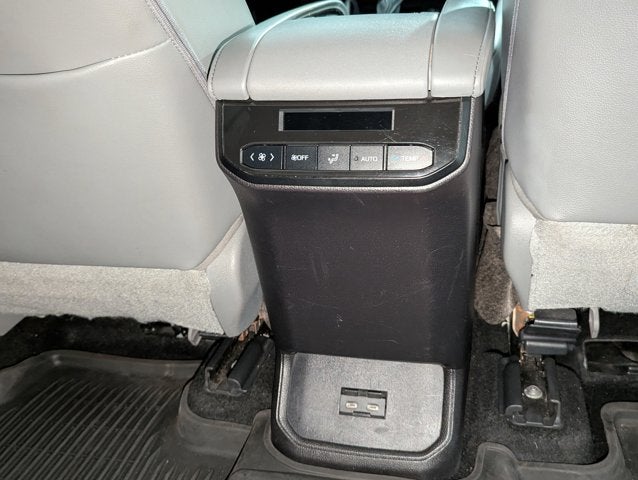 2023 Toyota Highlander 2.5L 4-Cyl, ECVT Hybrid XLE