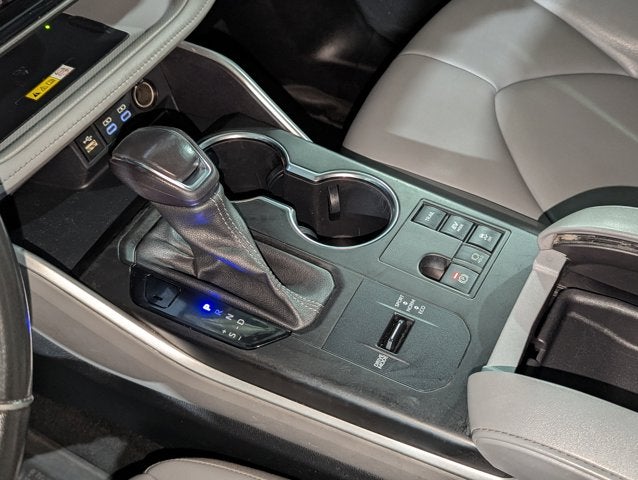 2023 Toyota Highlander 2.5L 4-Cyl, ECVT Hybrid XLE