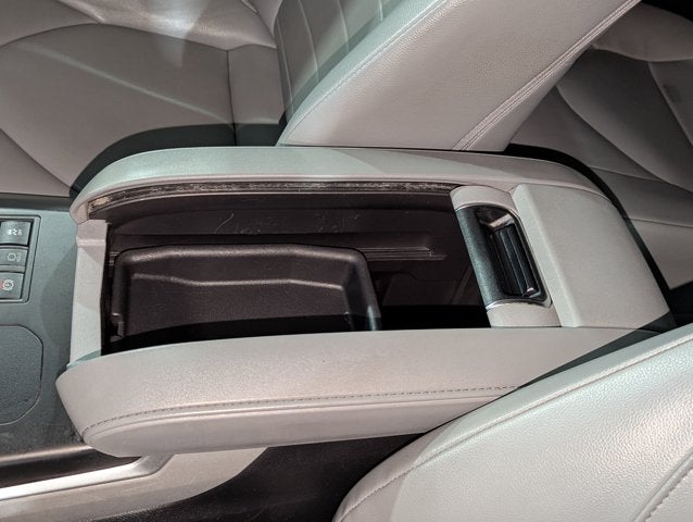 2023 Toyota Highlander 2.5L 4-Cyl, ECVT Hybrid XLE