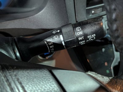 2017 Toyota Sienna 3.5L 6 Cyl XLE Premium FWD 8-Passenger