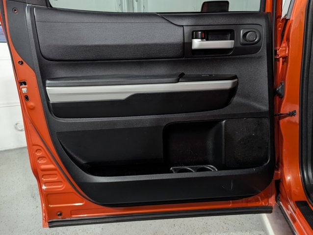 2018 Toyota Tundra 4WD 5.7L V8 Crew Max SR5