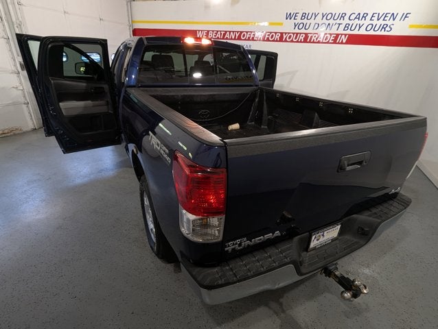 2013 Toyota Tundra 4WD Truck 4.6L 8 Cyl Double Cab 4.6L V8 6-Spd AT (Natl)