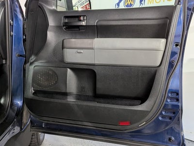 2013 Toyota Tundra 4WD Truck 4.6L 8 Cyl Double Cab 4.6L V8 6-Spd AT (Natl)