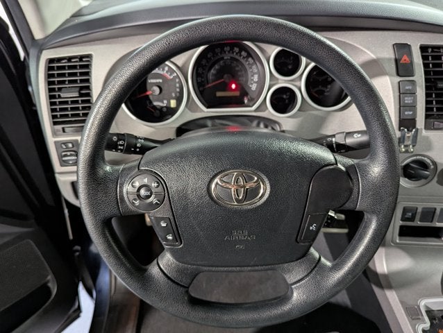 2013 Toyota Tundra 4WD Truck 4.6L 8 Cyl Double Cab 4.6L V8 6-Spd AT (Natl)