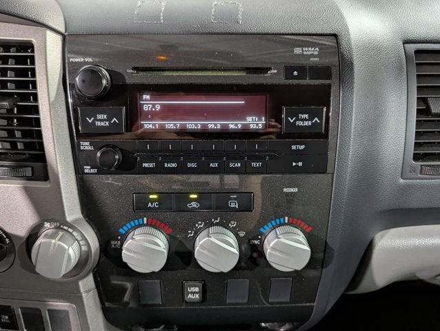 2013 Toyota Tundra 4WD Truck 4.6L 8 Cyl Double Cab 4.6L V8 6-Spd AT (Natl)