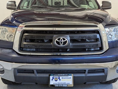 2013 Toyota Tundra 4WD Truck 4.6L 8 Cyl Double Cab 4.6L V8 6-Spd AT (Natl)