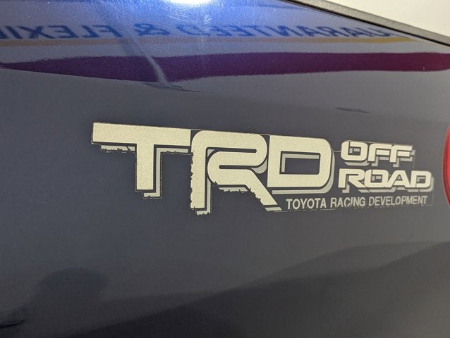 2013 Toyota Tundra 4WD Truck 4.6L 8 Cyl Double Cab 4.6L V8 6-Spd AT (Natl)