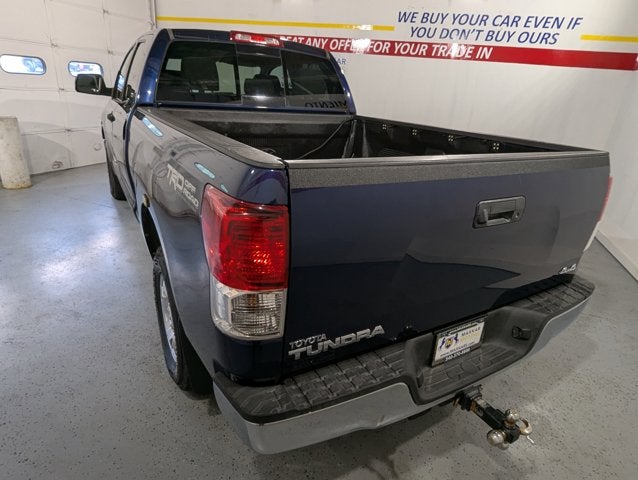 2013 Toyota Tundra 4WD Truck 4.6L 8 Cyl Double Cab 4.6L V8 6-Spd AT (Natl)