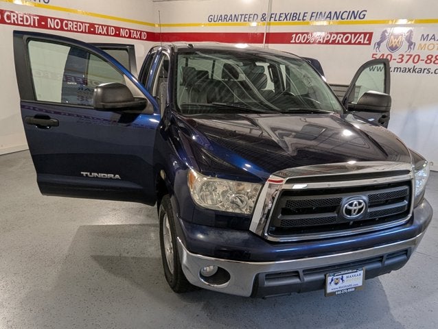 2013 Toyota Tundra 4WD Truck 4.6L 8 Cyl Double Cab 4.6L V8 6-Spd AT (Natl)