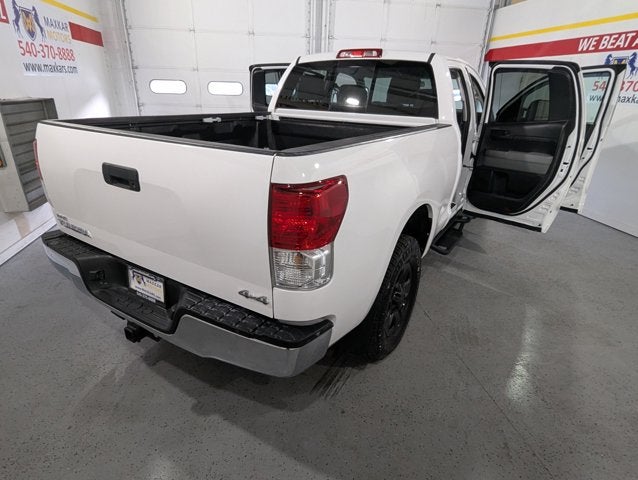 2012 Toyota Tundra 4WD Truck 5.7L 8 Cyl Double Cab 5.7L V8 6-Spd AT