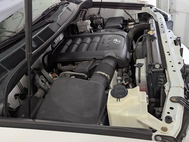 2012 Toyota Tundra 4WD Truck 5.7L 8 Cyl Double Cab 5.7L V8 6-Spd AT