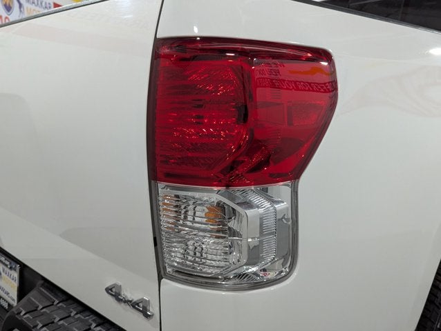 2012 Toyota Tundra 4WD Truck 5.7L 8 Cyl Double Cab 5.7L V8 6-Spd AT