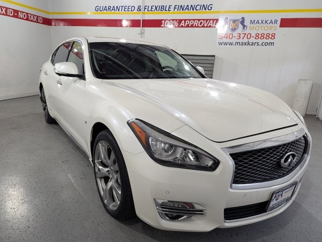2016 INFINITI Q70L 4dr Sdn V6 AWD