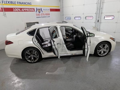 2016 INFINITI Q70L 4dr Sdn V6 AWD