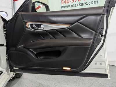 2016 INFINITI Q70L 4dr Sdn V6 AWD