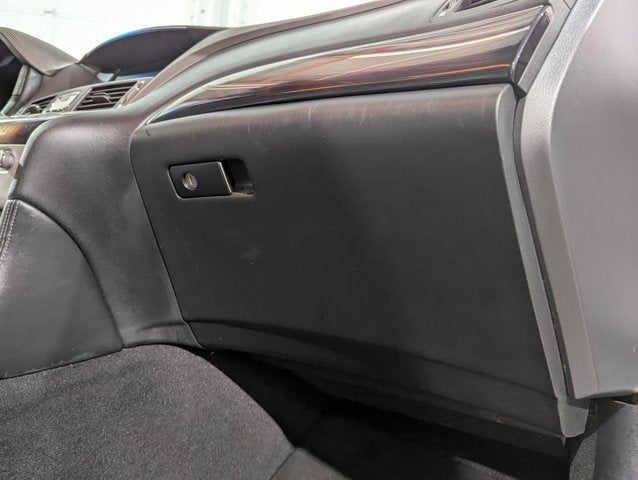 2016 INFINITI Q70L 4dr Sdn V6 AWD