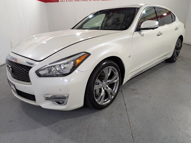2016 INFINITI Q70L 4dr Sdn V6 AWD