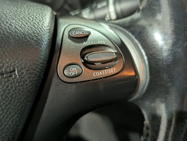 2016 INFINITI Q70L 4dr Sdn V6 AWD