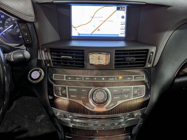 2016 INFINITI Q70L 4dr Sdn V6 AWD