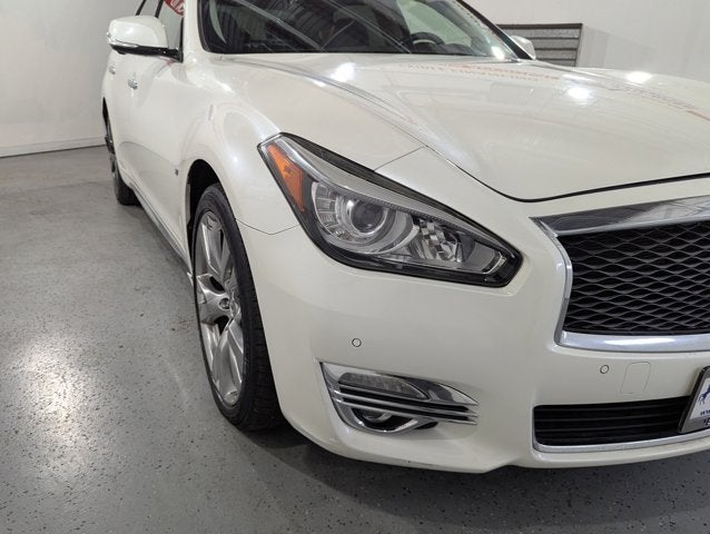 2016 INFINITI Q70L 4dr Sdn V6 AWD
