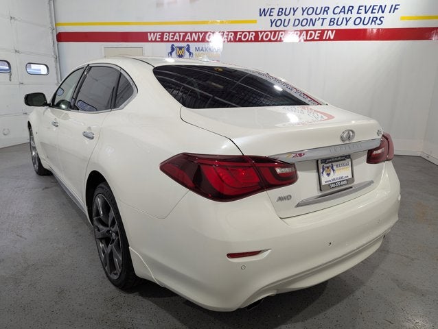 2016 INFINITI Q70L 4dr Sdn V6 AWD