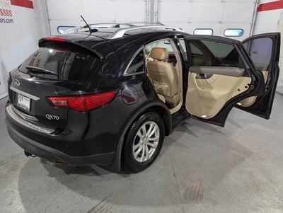 2017 INFINITI QX70 3.7L 6 Cyl AWD AWD