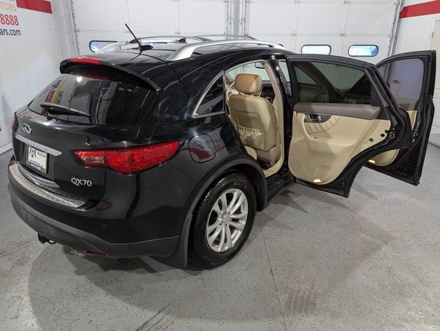 2017 INFINITI QX70 3.7L 6 Cyl AWD AWD